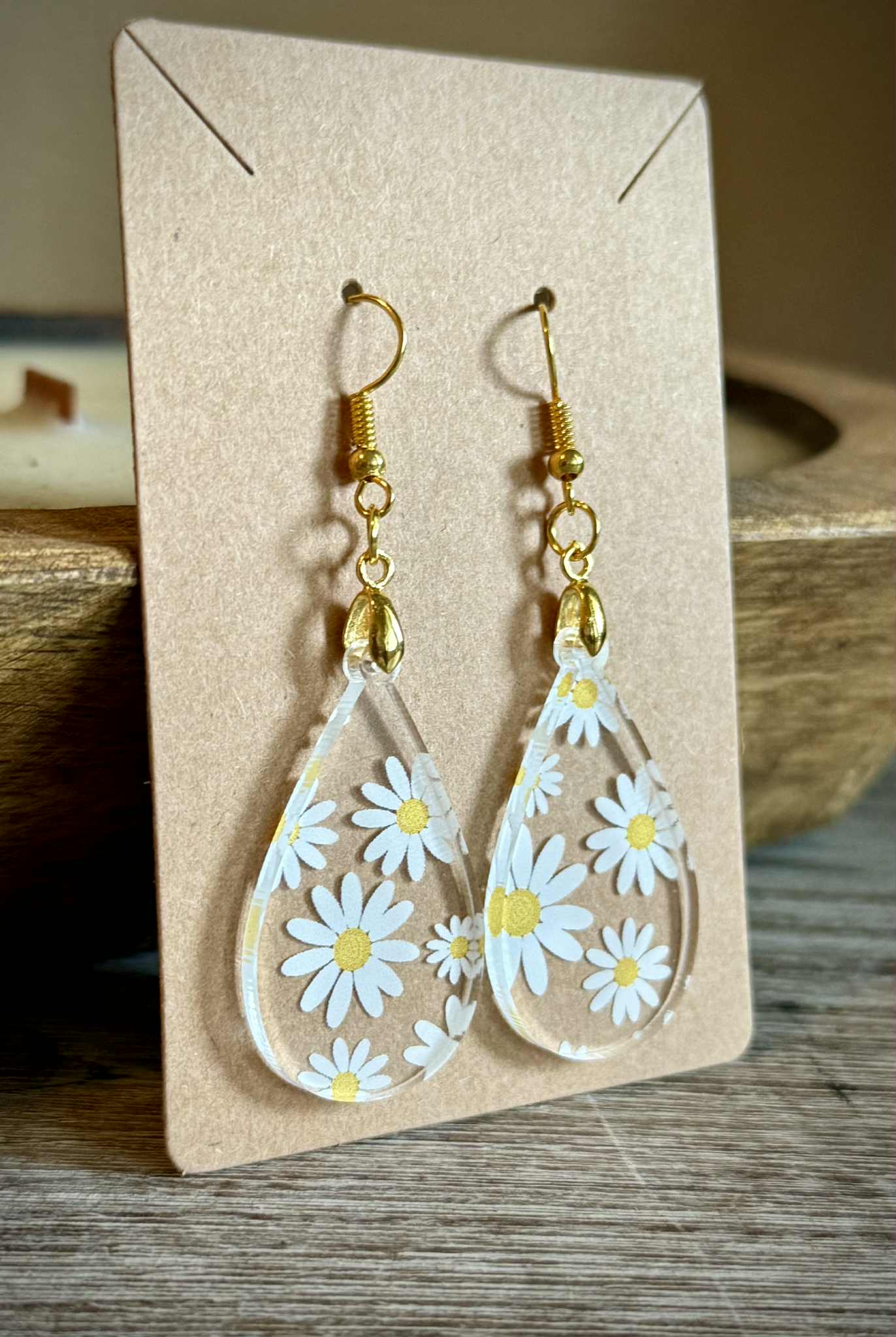 Acrylic Dangle Earrings - Daisy Design